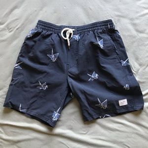 Globe Crane Shorts. Medium